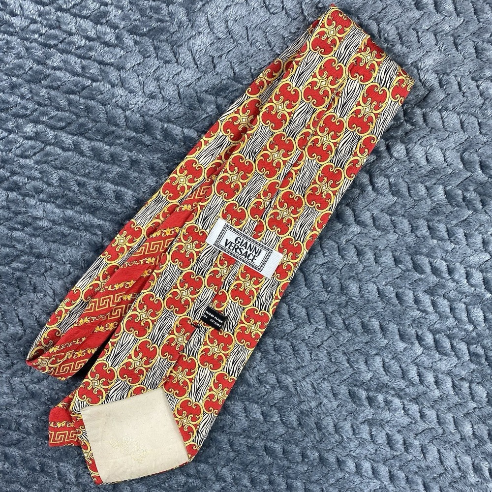 Gianni Versace Vintage Medusa 100% Silk Tie Gold Red 90s Italy HR